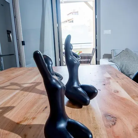 So Close! Apartment