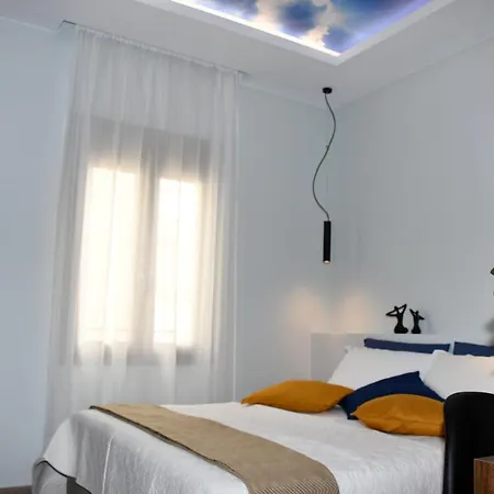 So Close! Apartament *