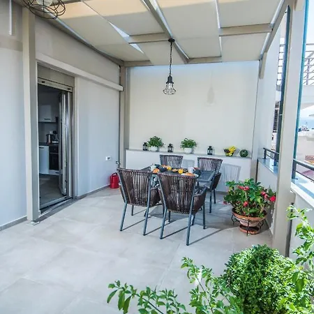 So Close! Apartament